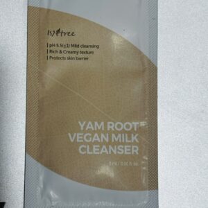 isntree milk cleanser 3 ml المجموعه 11 كيس سوا
