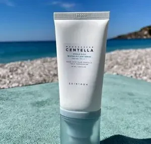 SKIN1004 Madagascar Centella Hyalu-Cica Water-Fit Sun Serum SPF50 PA++++ rقطعة من المجموعة بدون كرتونة