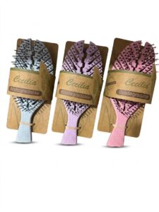 hair brush اللون عشوائى